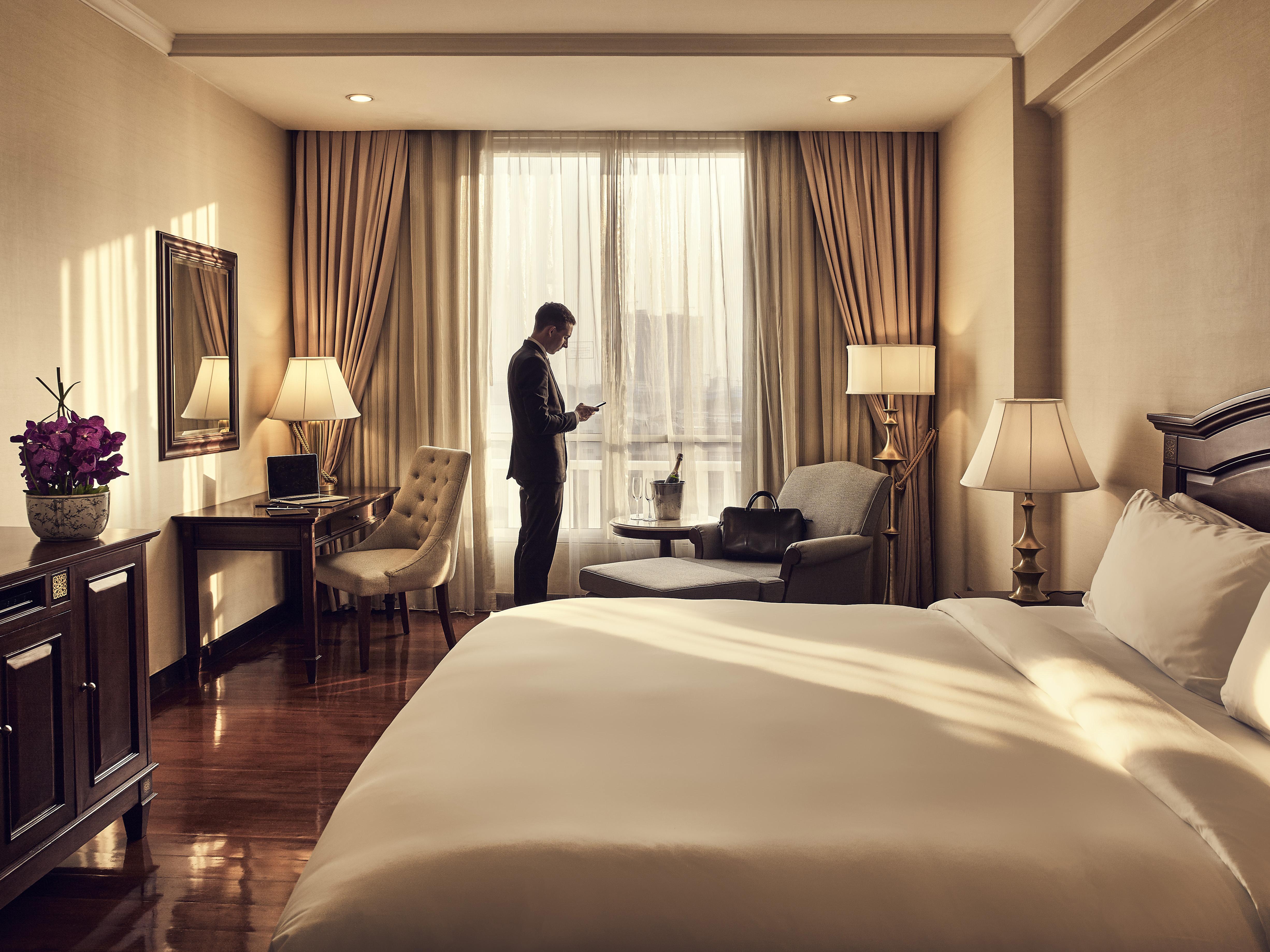 Sofitel Phnom Penh Phokeethra Hotel Exterior photo