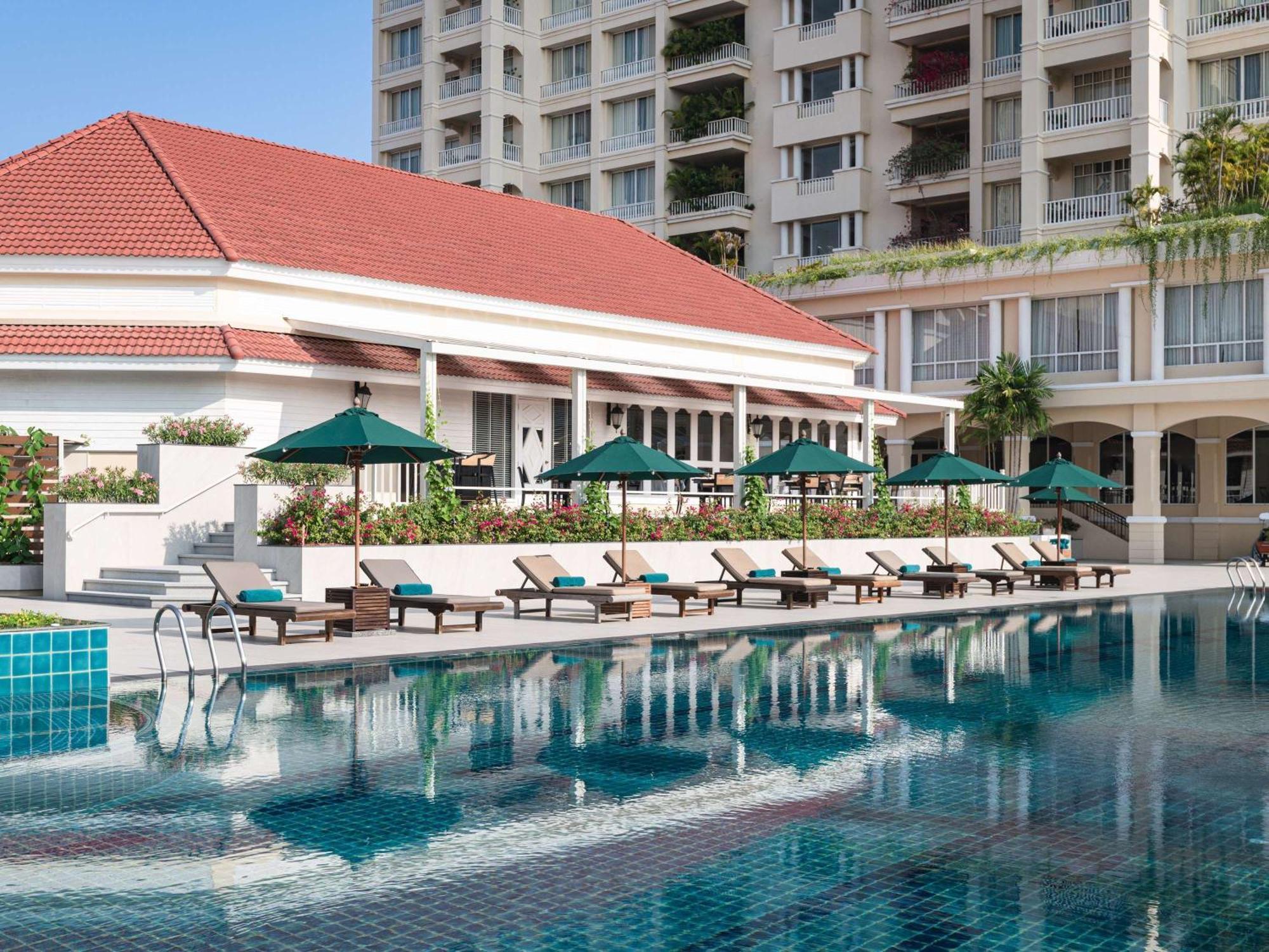 Sofitel Phnom Penh Phokeethra Hotel Exterior photo
