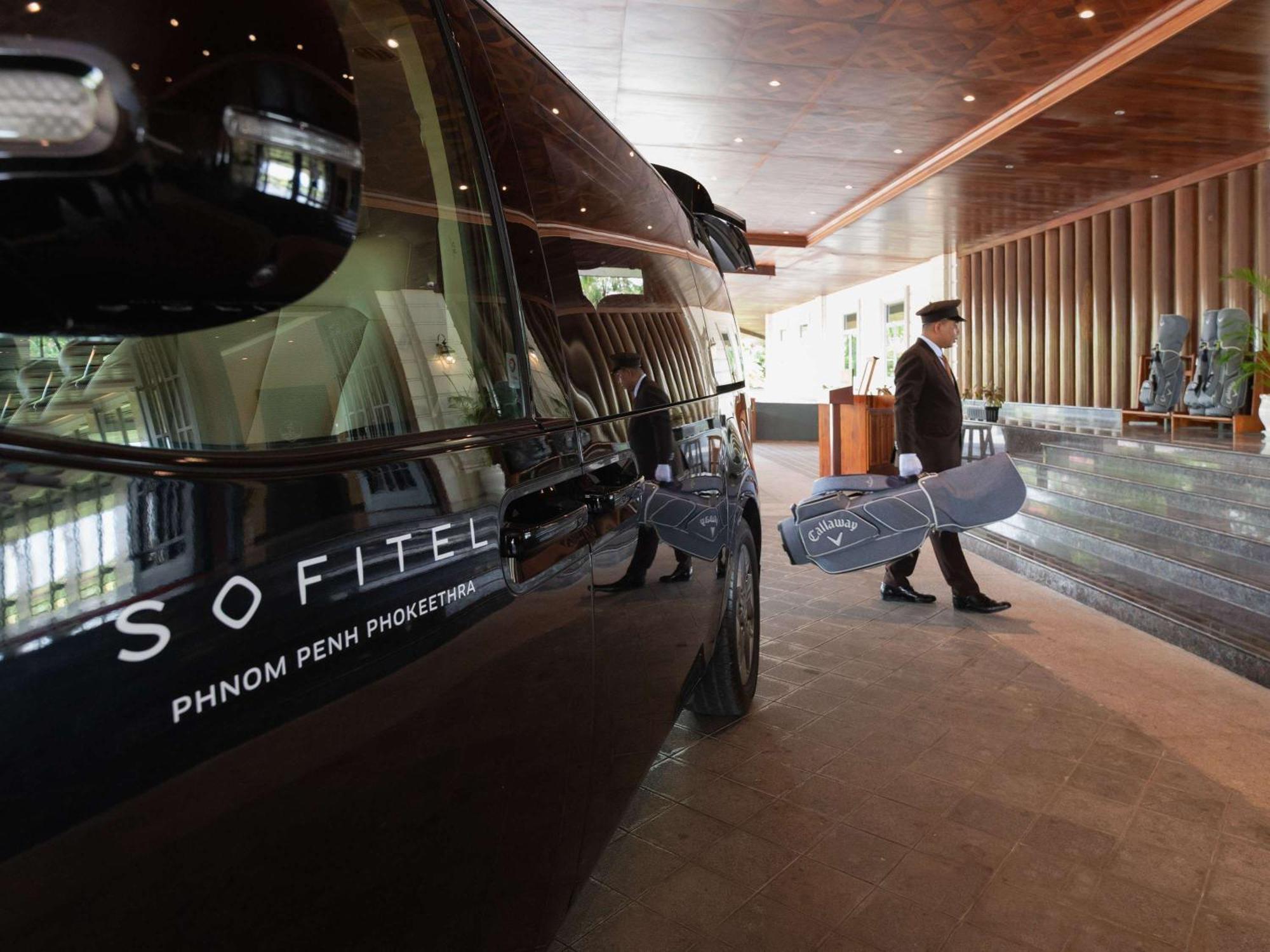 Sofitel Phnom Penh Phokeethra Hotel Exterior photo