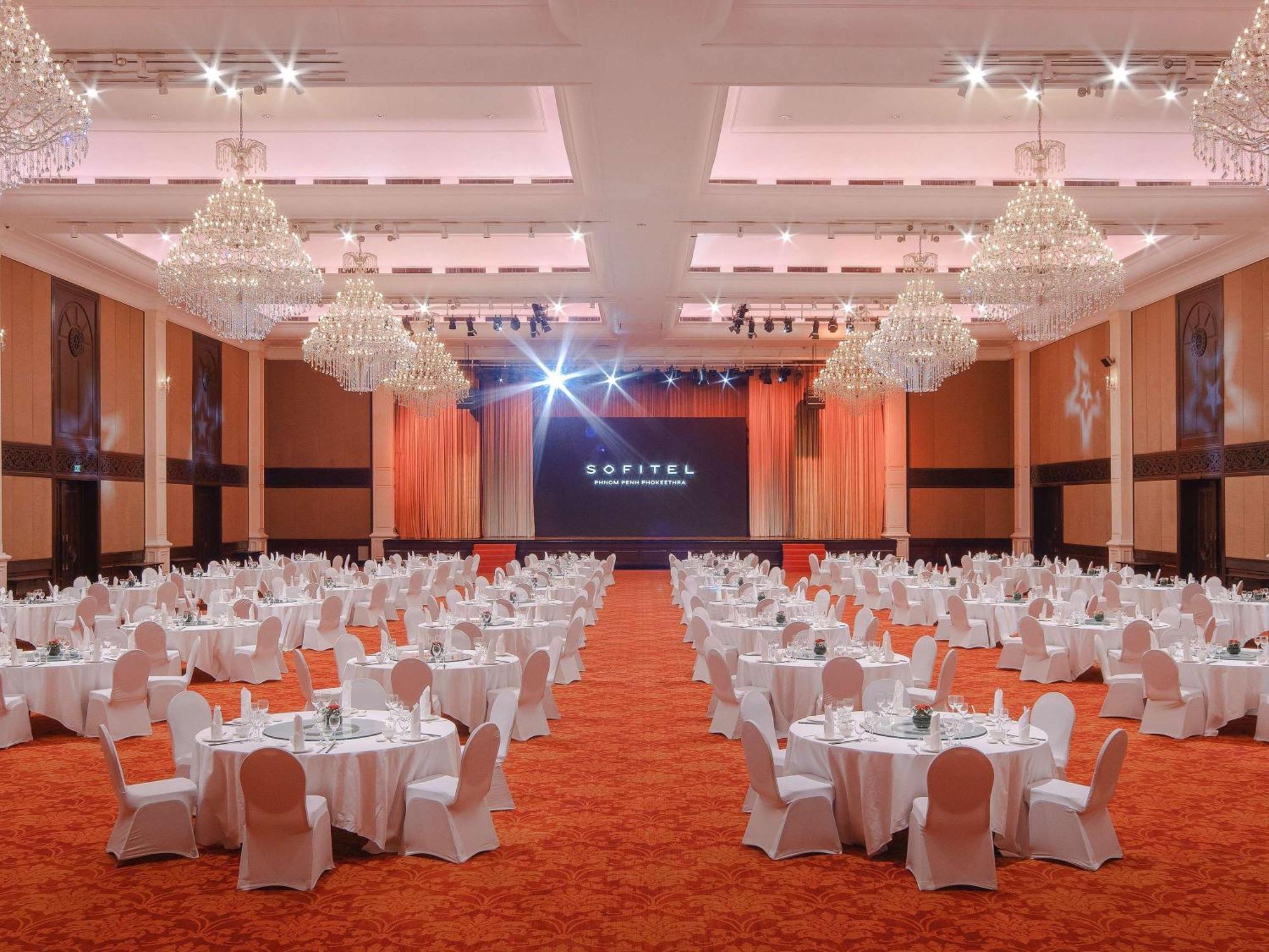 Sofitel Phnom Penh Phokeethra Hotel Exterior photo