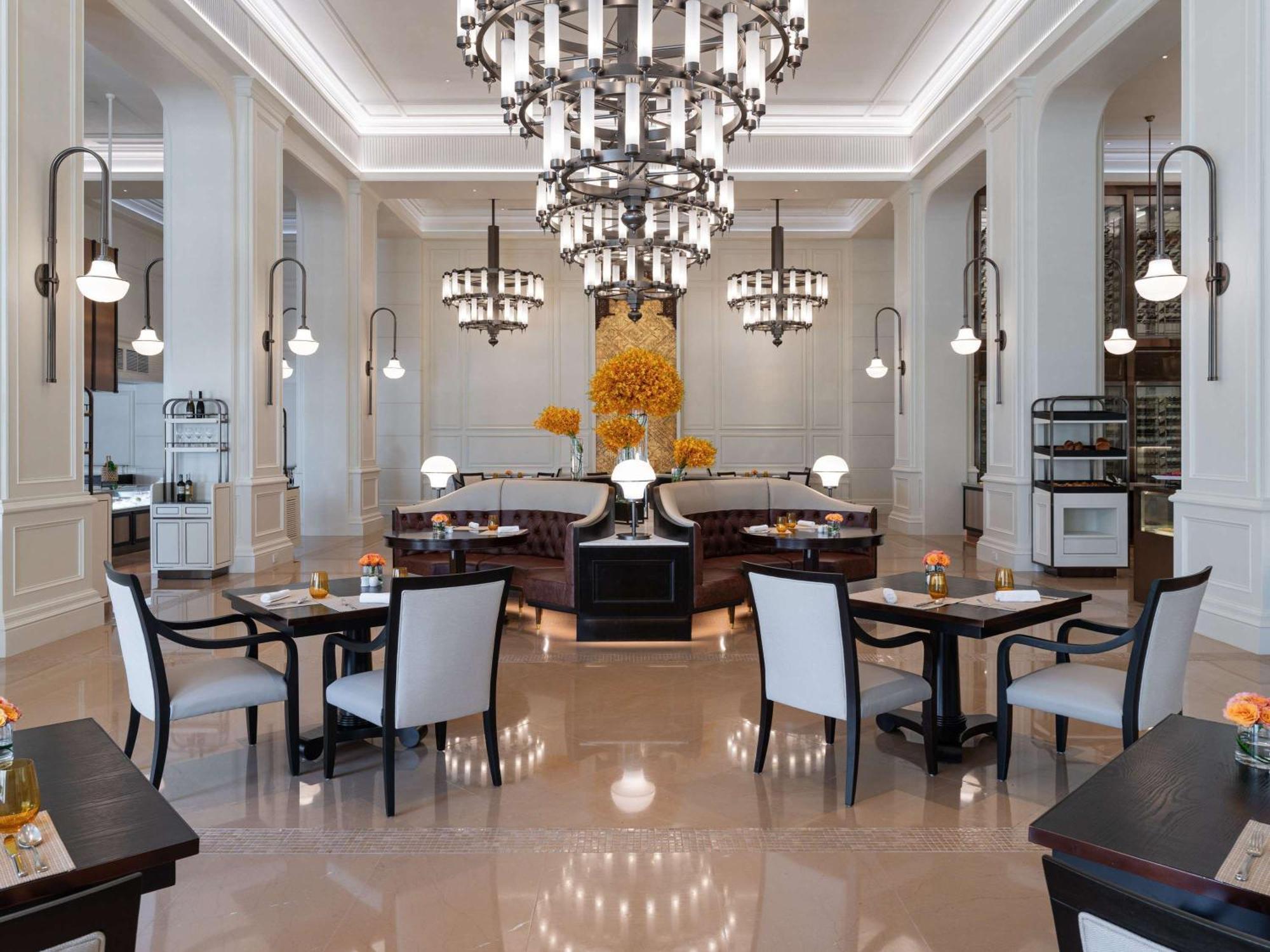 Sofitel Phnom Penh Phokeethra Hotel Exterior photo
