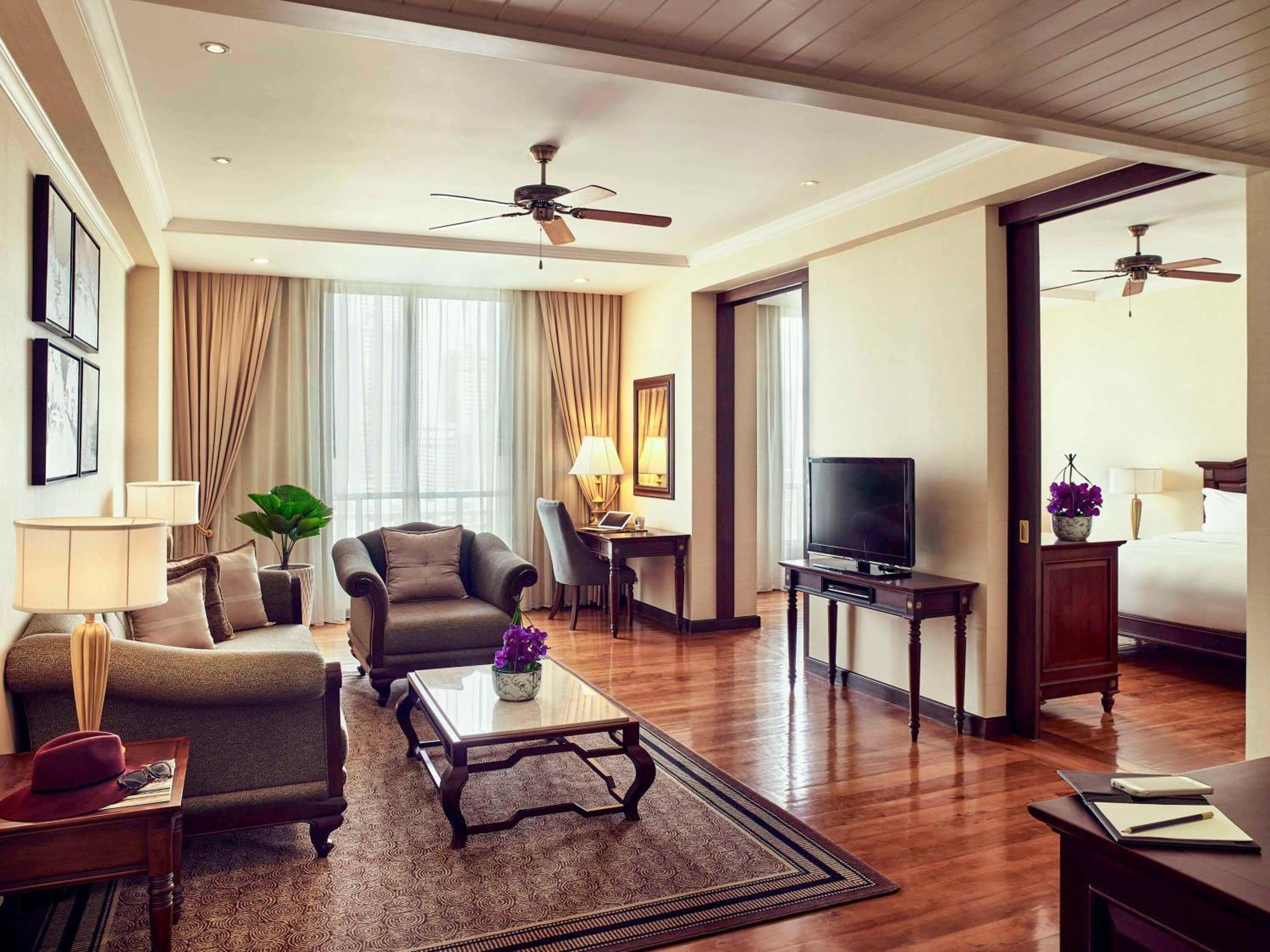 Sofitel Phnom Penh Phokeethra Hotel Exterior photo